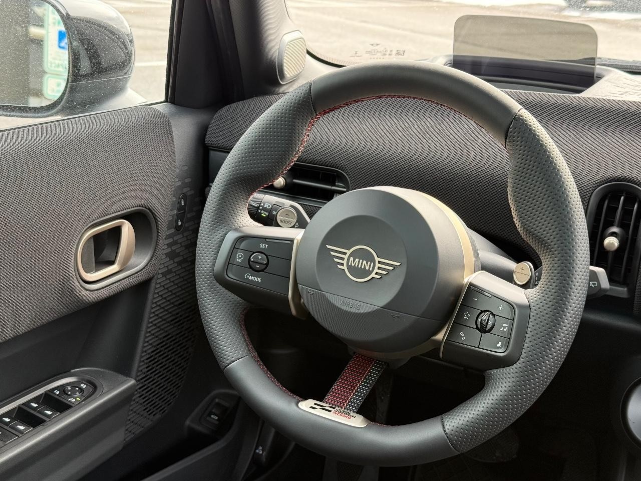 MINI Hardtop 4 Door Vehicle Image 08