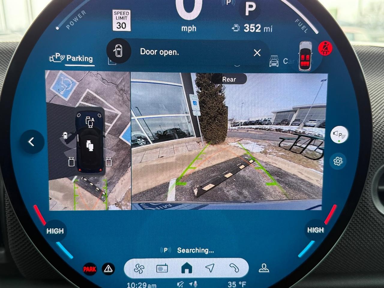 MINI Hardtop 4 Door Vehicle Image 12