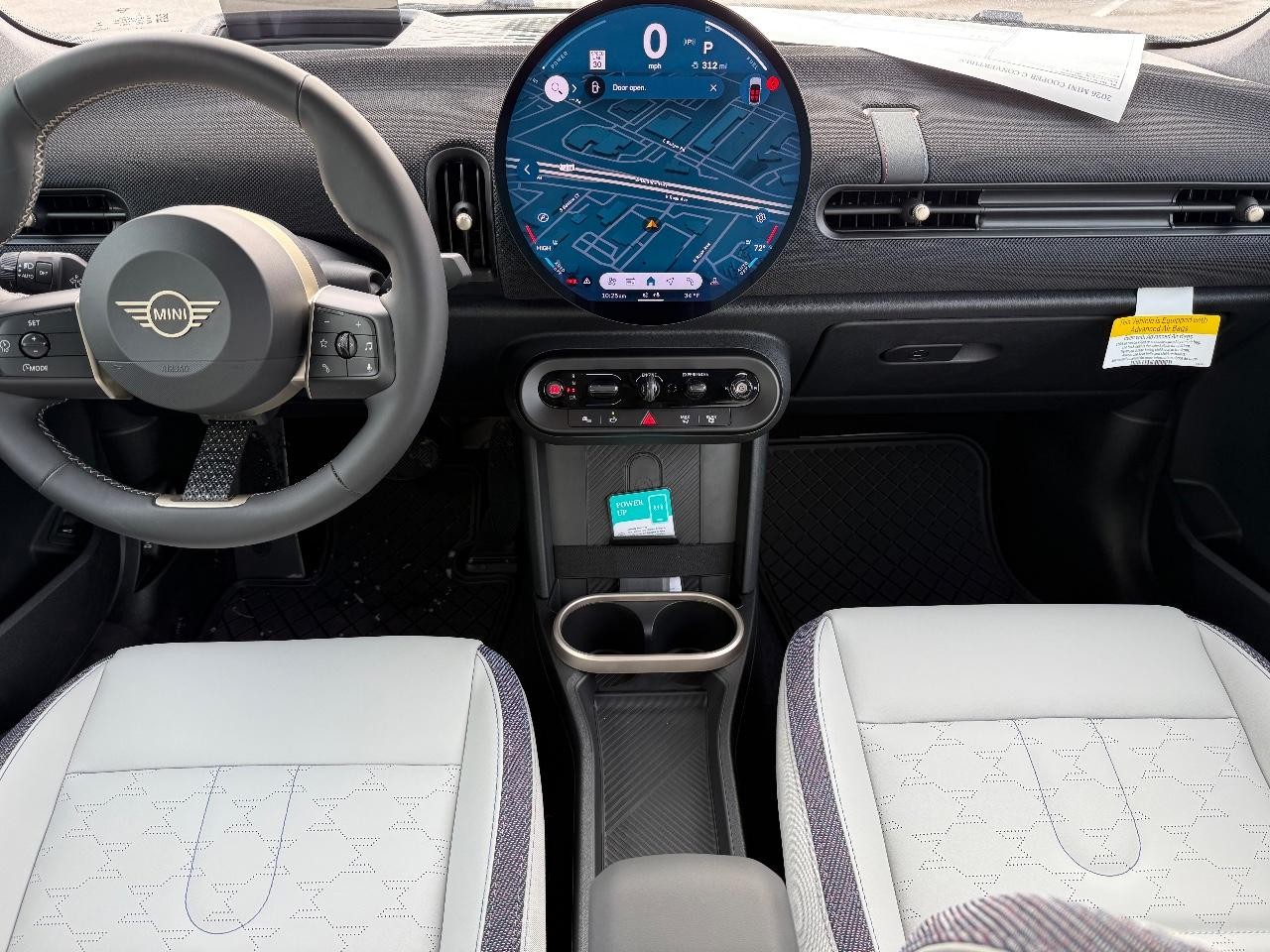 MINI Convertible Vehicle Image 07