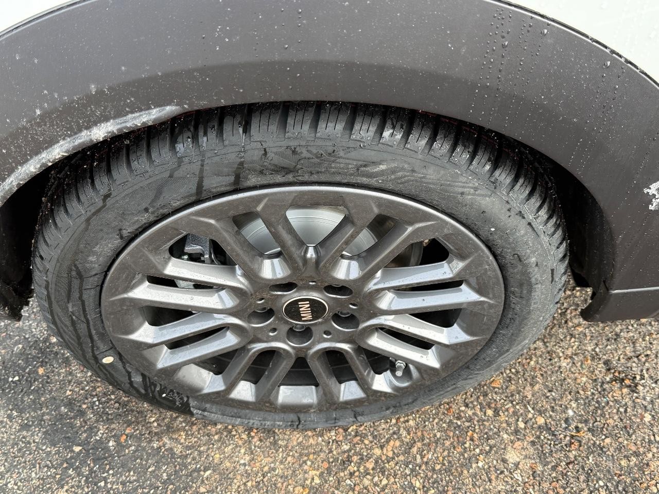 MINI Convertible Vehicle Image 04