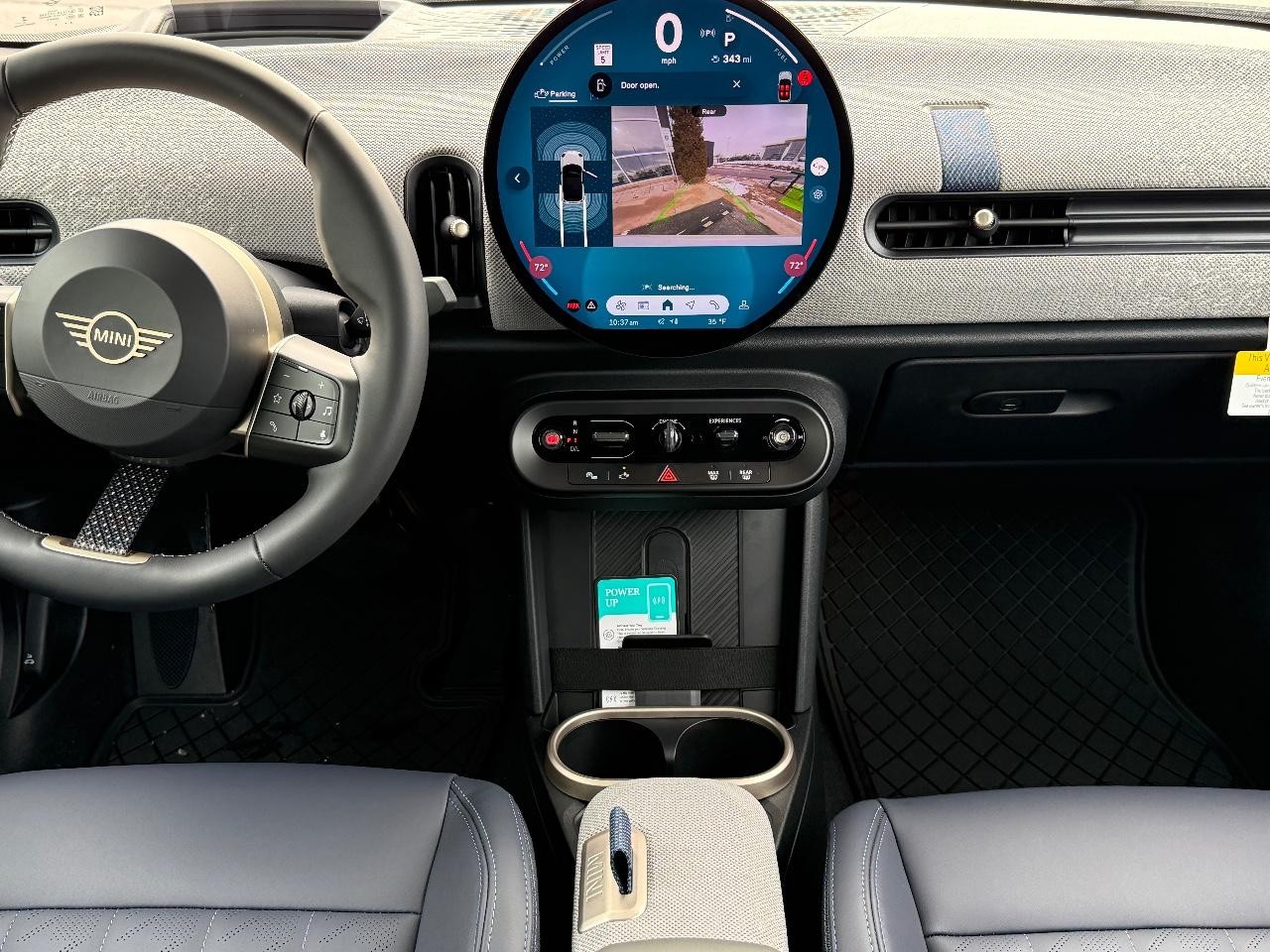 MINI Convertible Vehicle Image 06