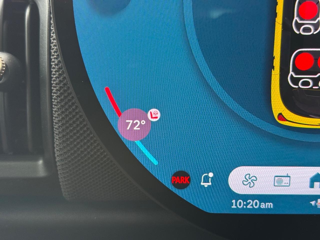 MINI Hardtop 4 Door Vehicle Image 13