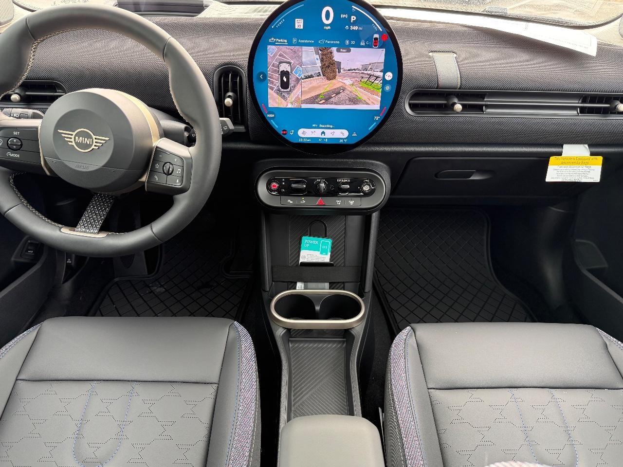 MINI Hardtop 4 Door Vehicle Image 05