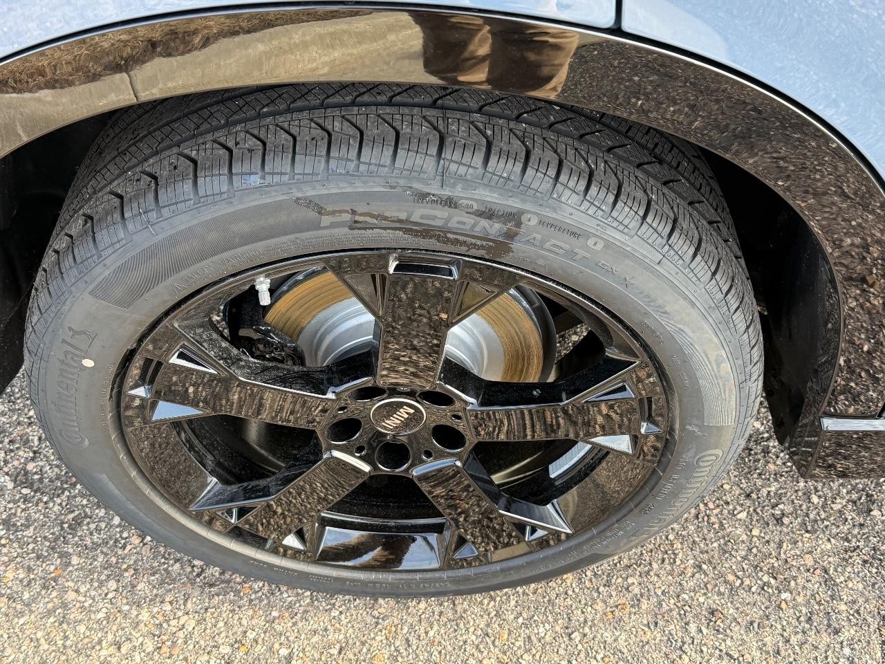 MINI Countryman Vehicle Image 04