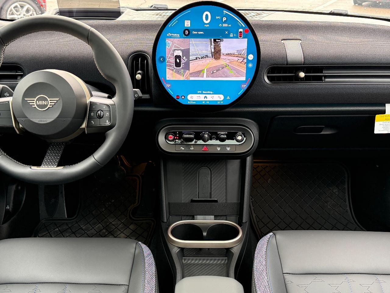 MINI Hardtop 2 Door Vehicle Image 06