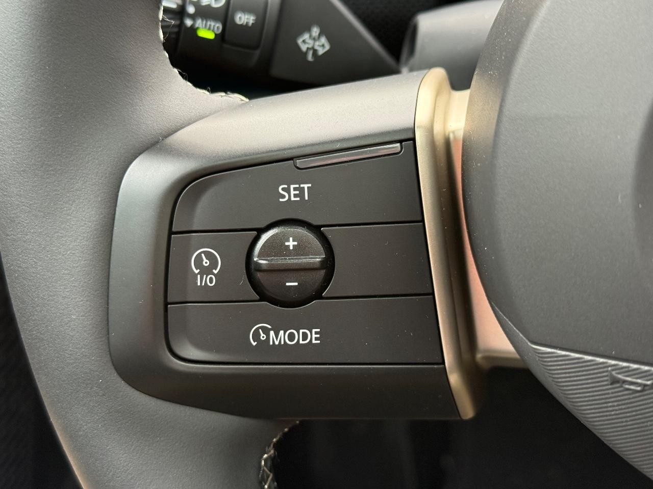 MINI Hardtop 2 Door Vehicle Image 10