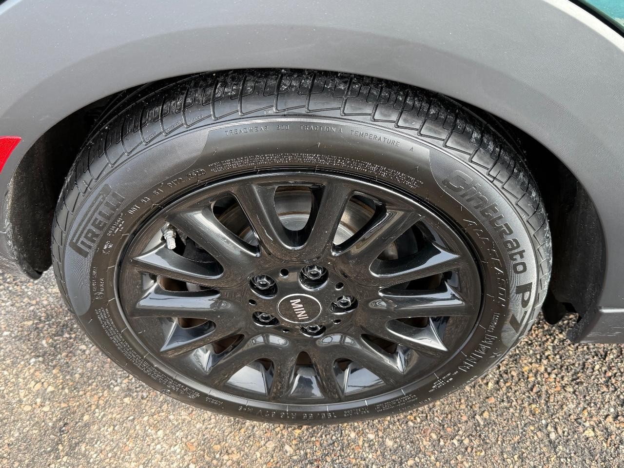 MINI Hardtop 2 Door Vehicle Image 05