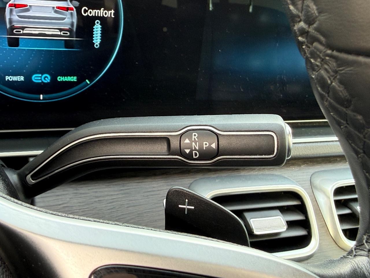 Mercedes-Benz GLS Vehicle Image 19