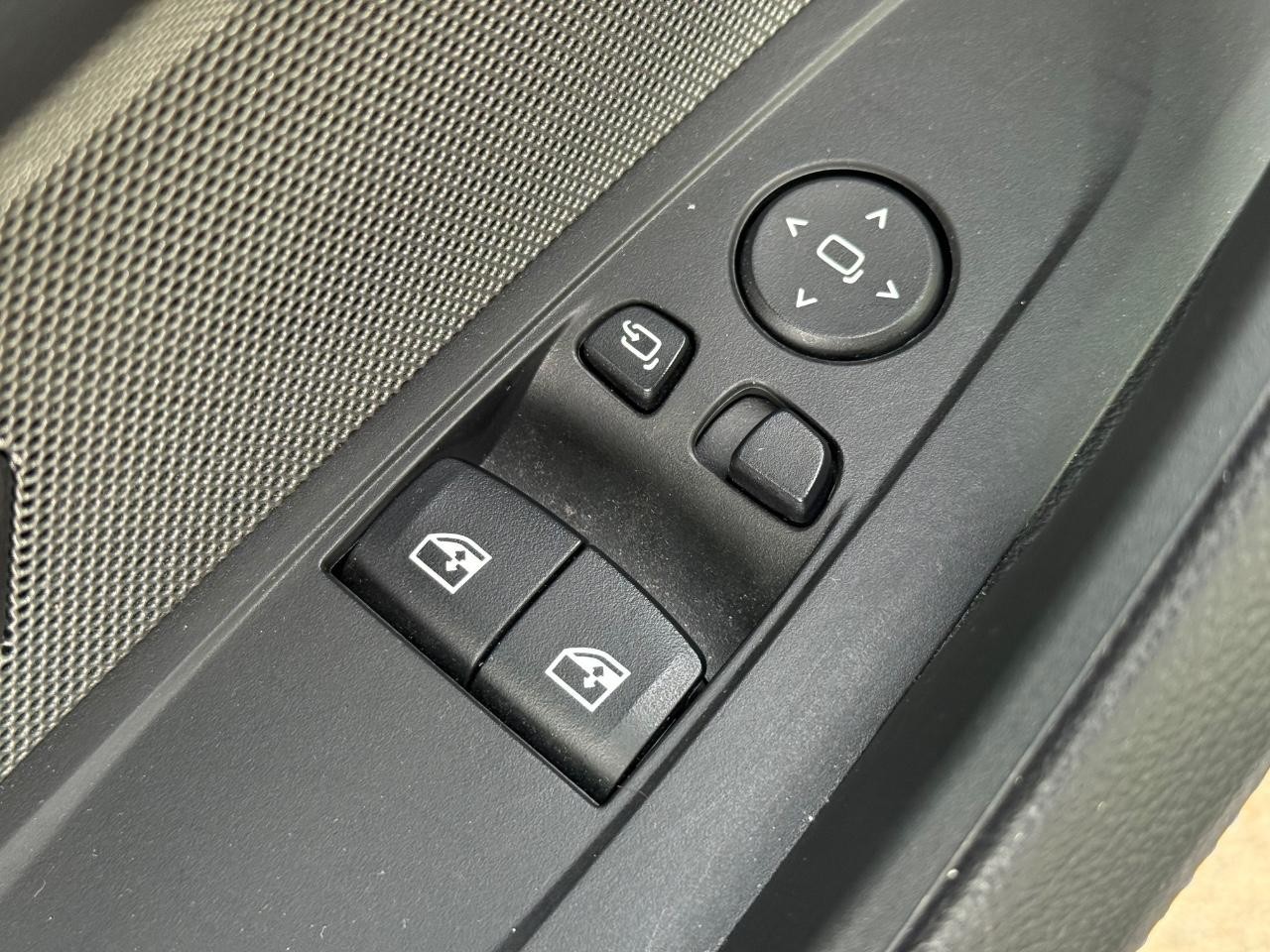 BMW 4 Series Vehicle Image 22