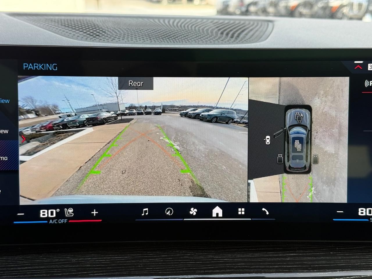 BMW X7 Vehicle Image 18