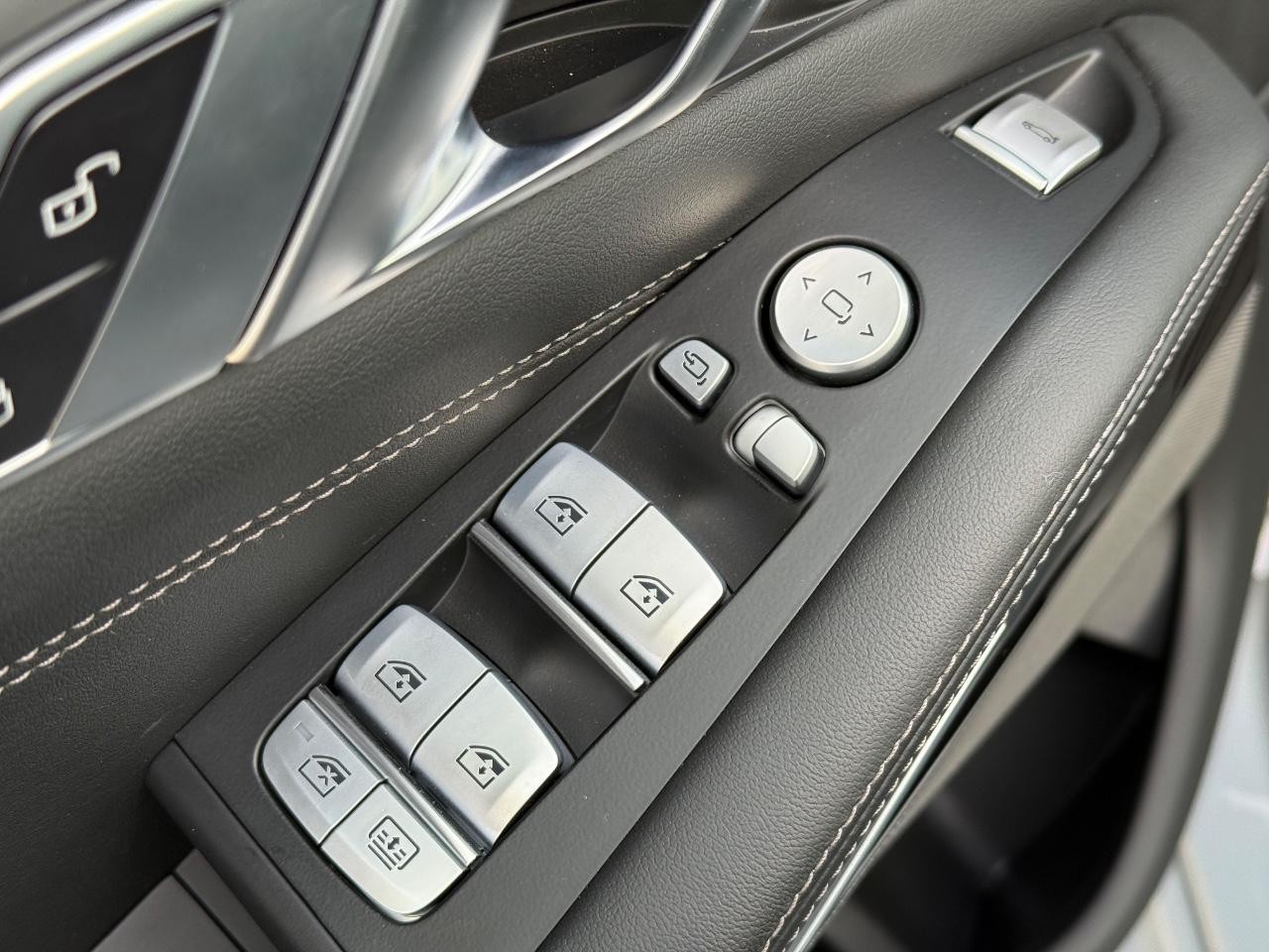 BMW X7 Vehicle Image 21