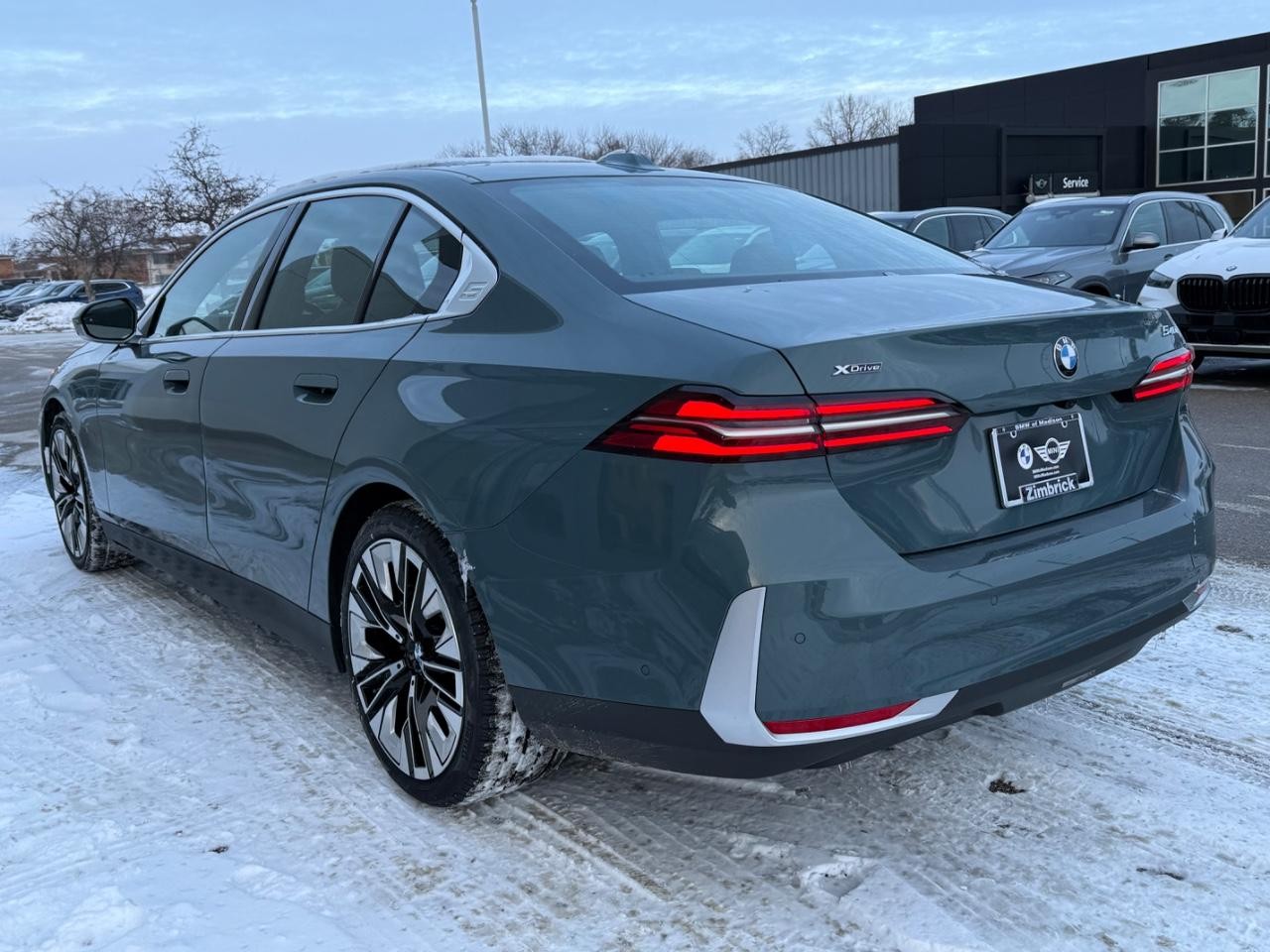 BMW 5 Series Vehicle Image 05