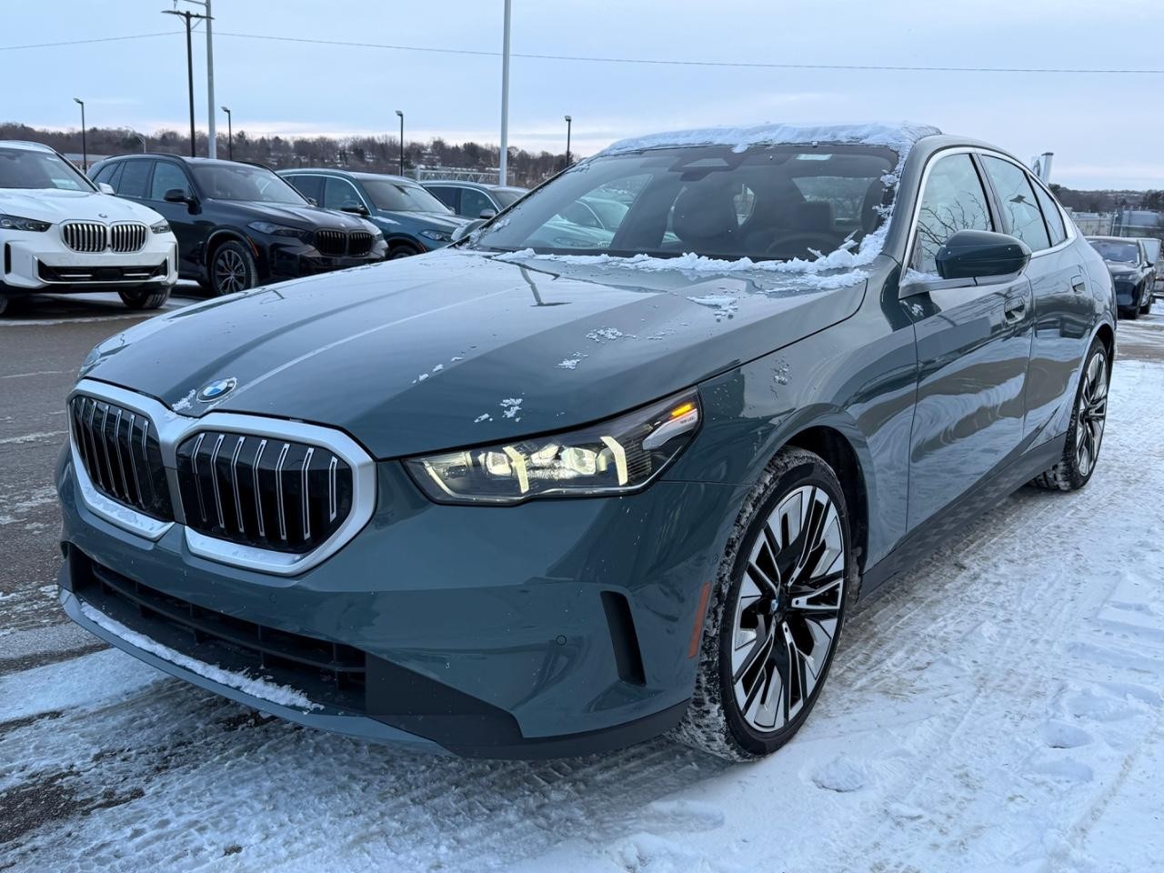 BMW 5 Series Vehicle Image 07