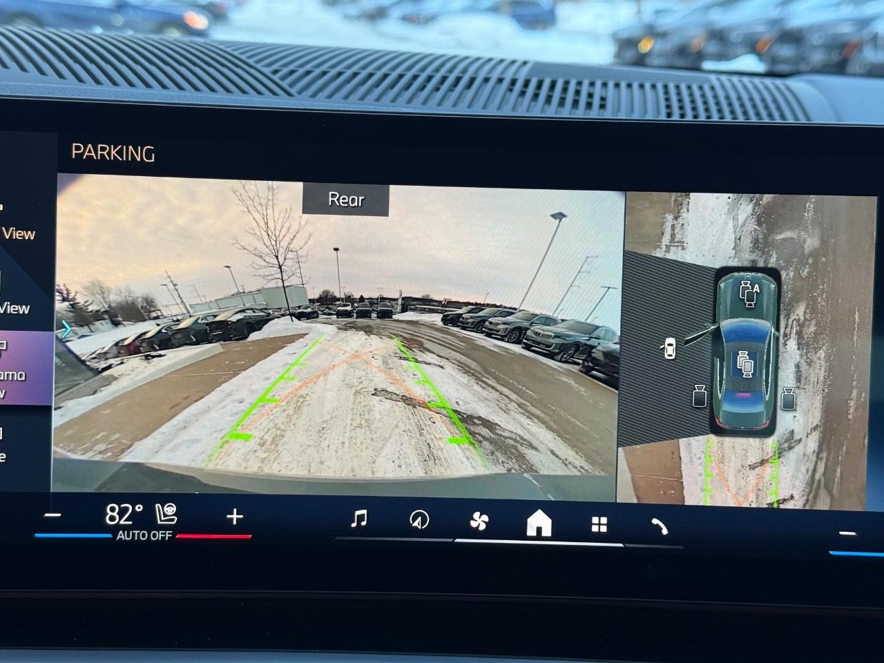 BMW 5 Series Vehicle Image 18