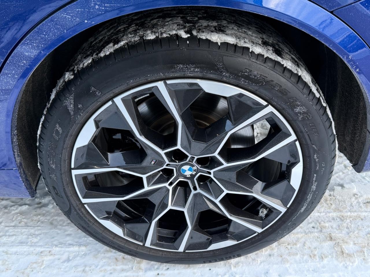 BMW X7 Vehicle Image 06