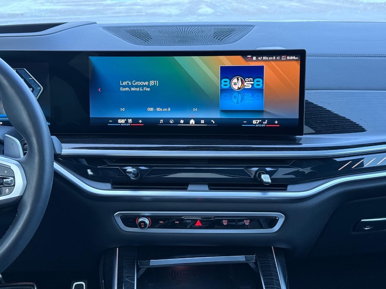 BMW X7 Vehicle Image 11