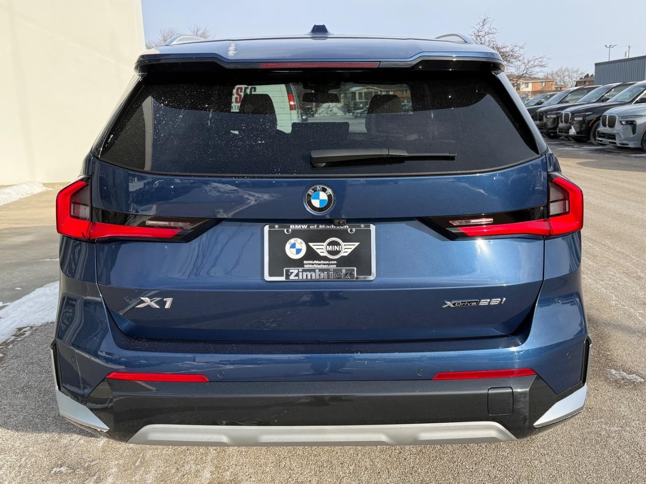 BMW X1 Vehicle Image 04