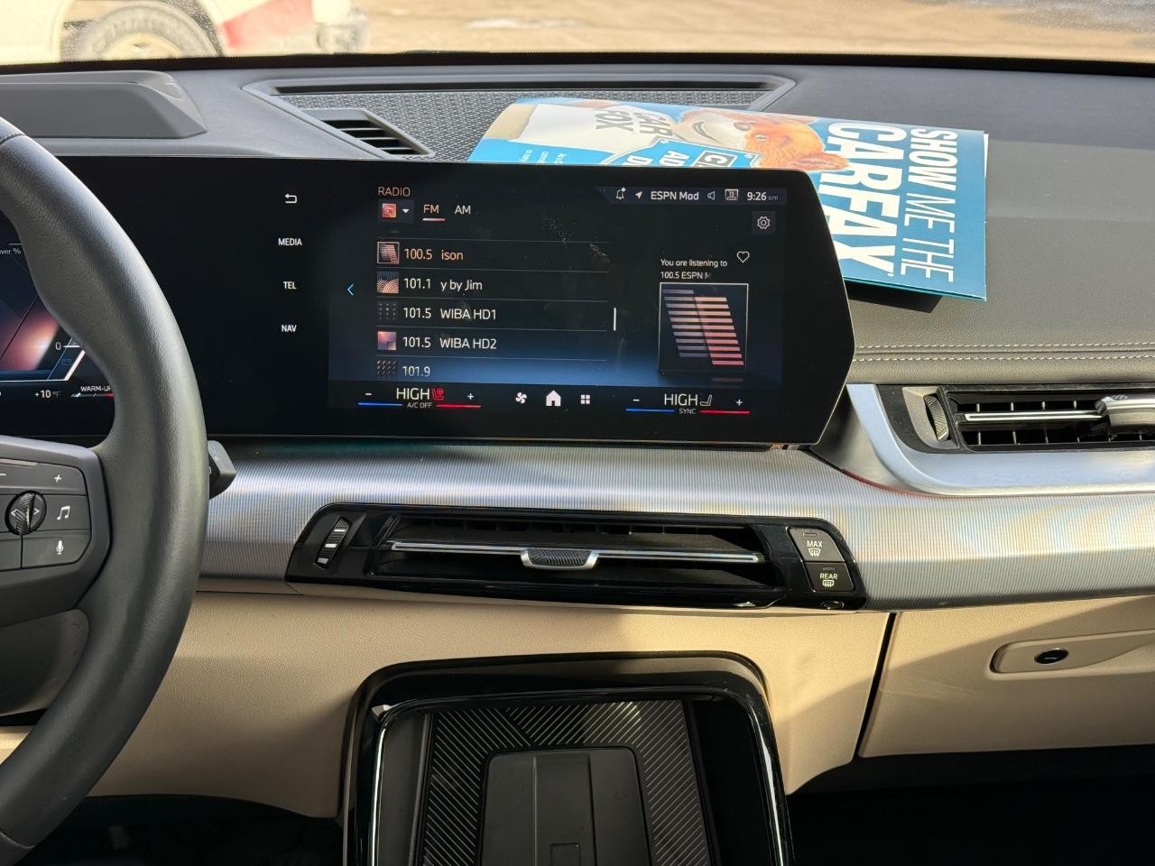 BMW X1 Vehicle Image 11