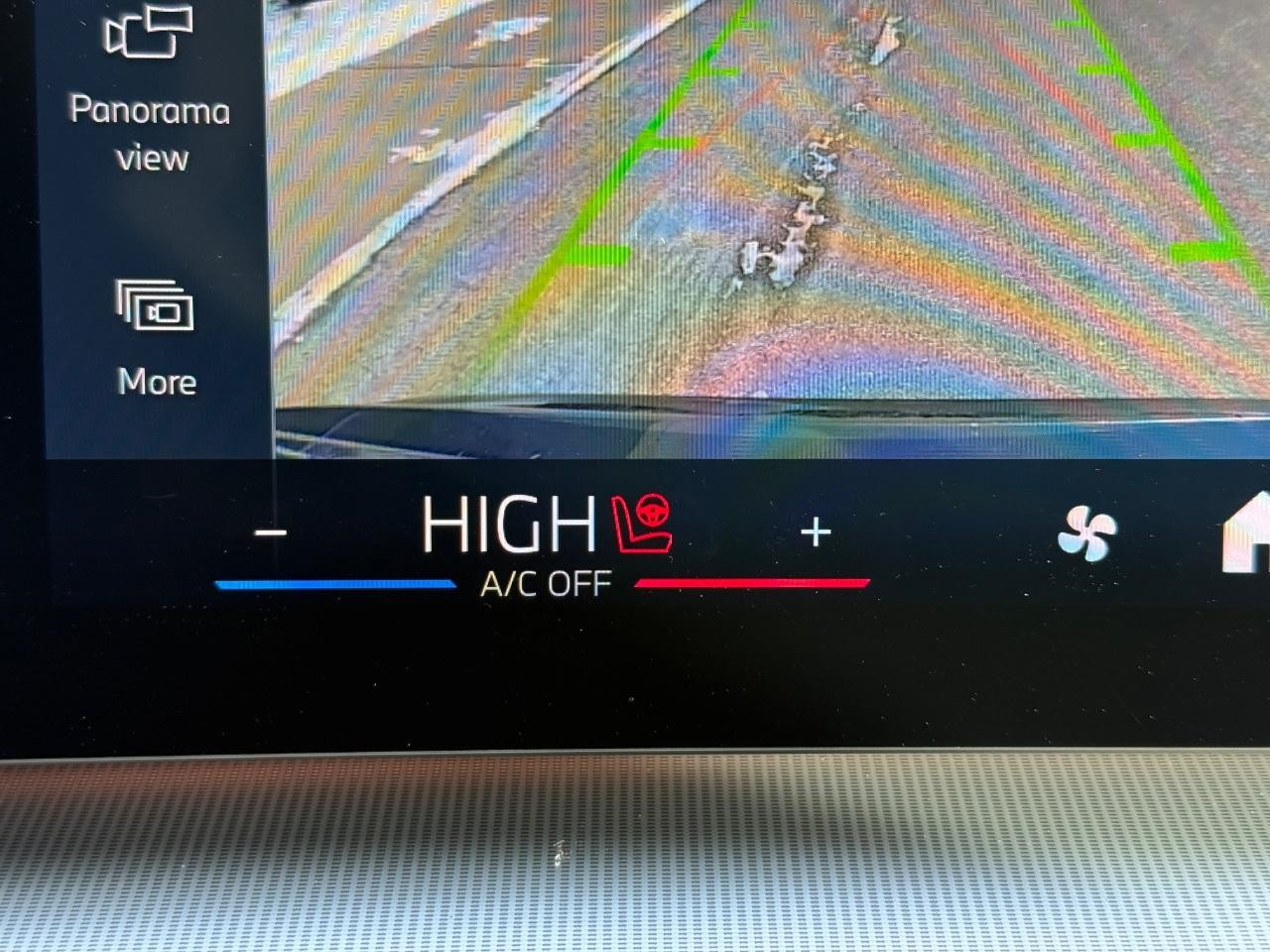 BMW X1 Vehicle Image 19