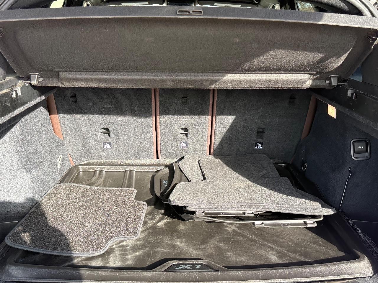 BMW X1 Vehicle Image 05