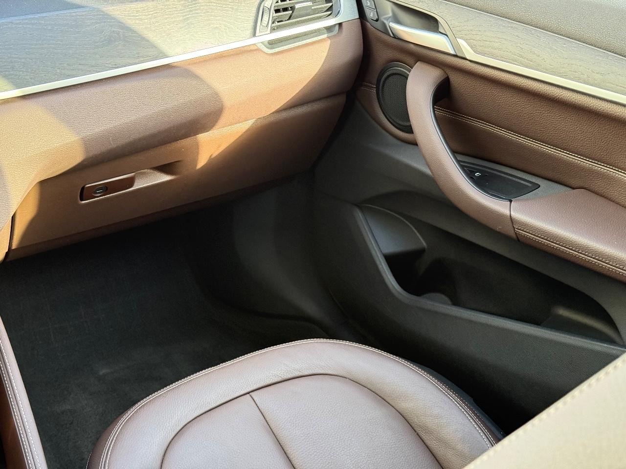 BMW X1 Vehicle Image 15