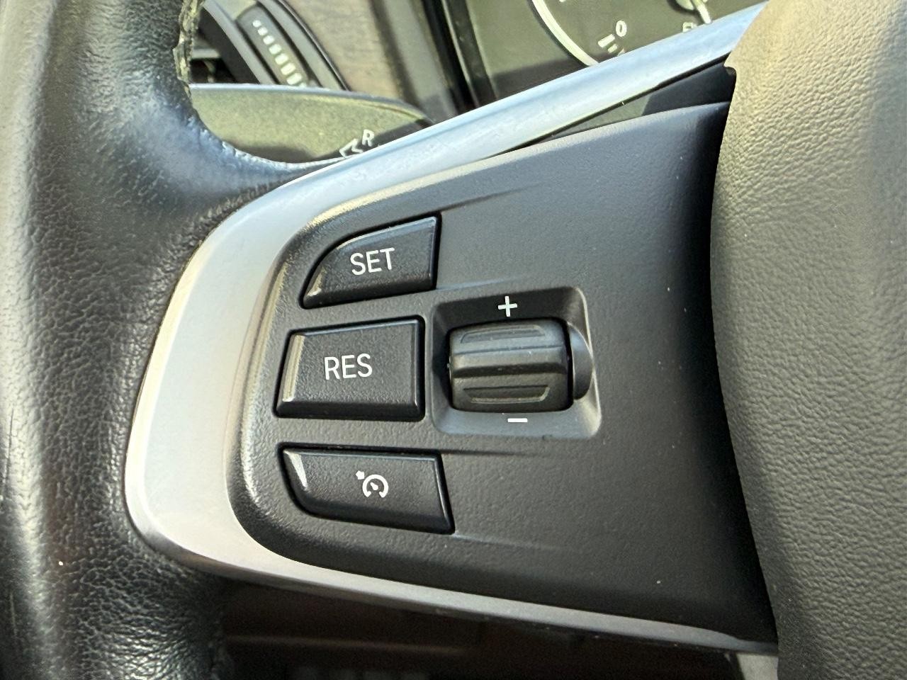 BMW X1 Vehicle Image 16