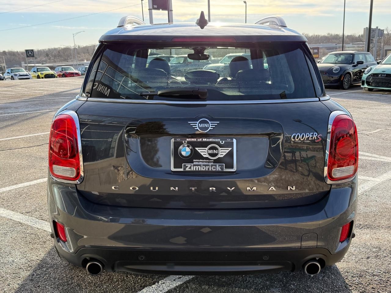 MINI Countryman Vehicle Image 04