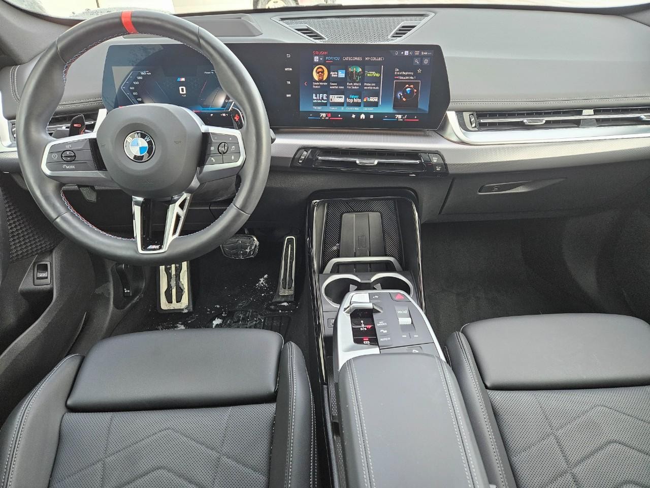 BMW X1 Vehicle Image 10