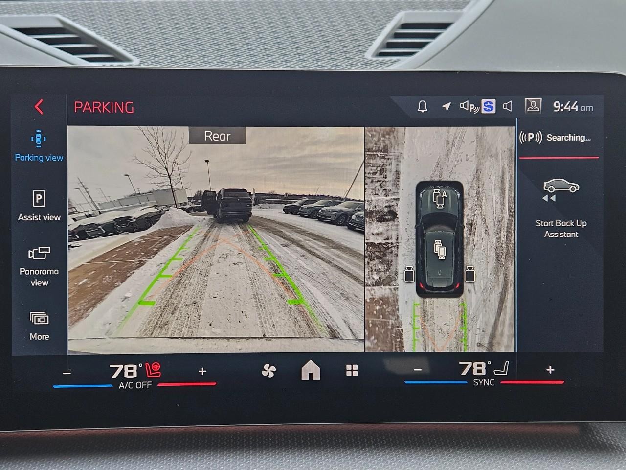 BMW X1 Vehicle Image 18