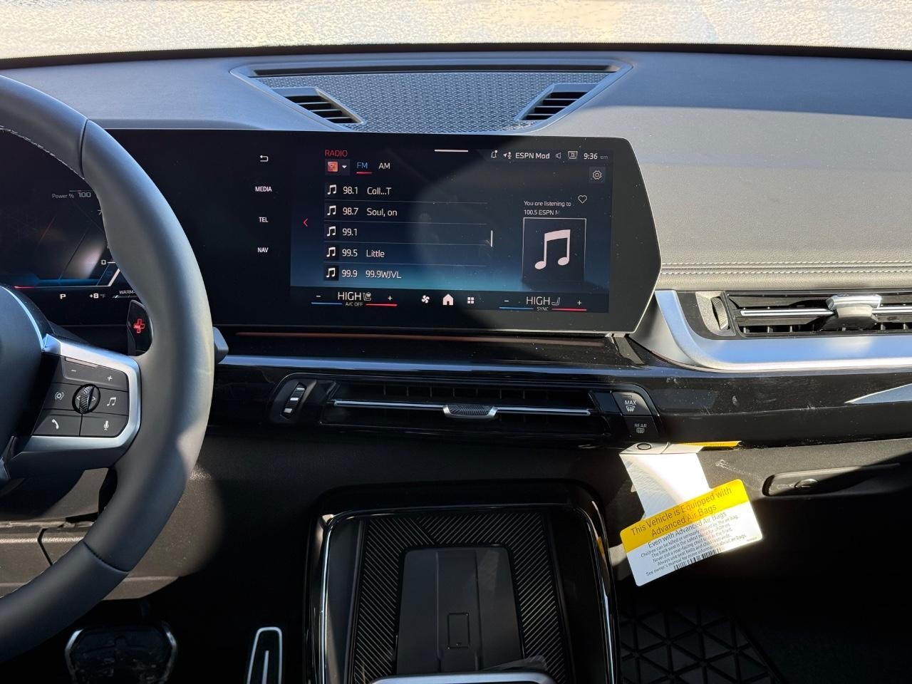 BMW X1 Vehicle Image 07