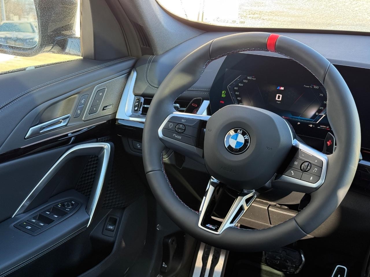 BMW X1 Vehicle Image 09