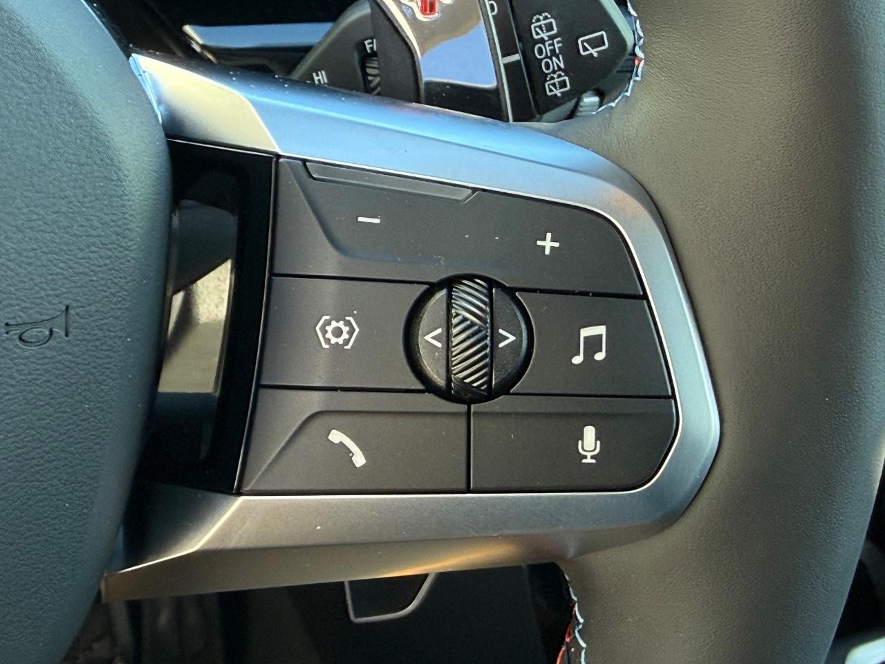 BMW X1 Vehicle Image 13