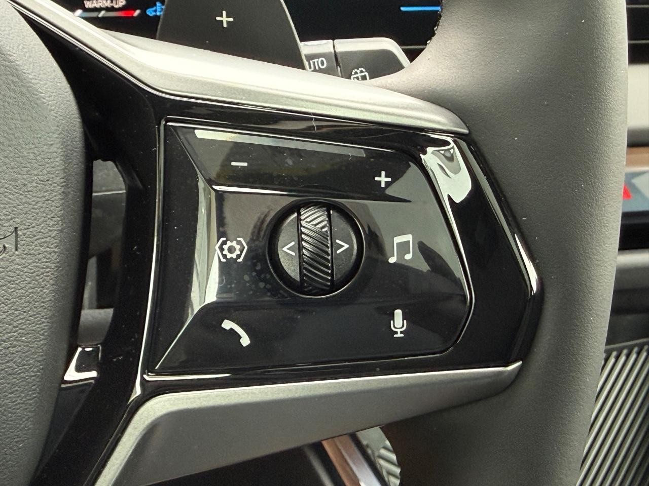 BMW X3 Vehicle Image 13