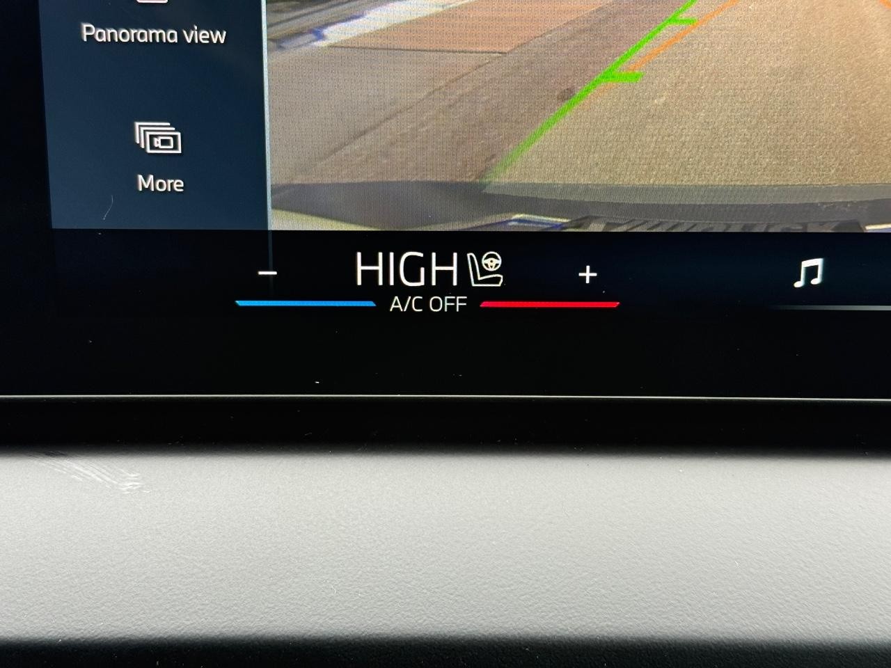 BMW X3 Vehicle Image 15