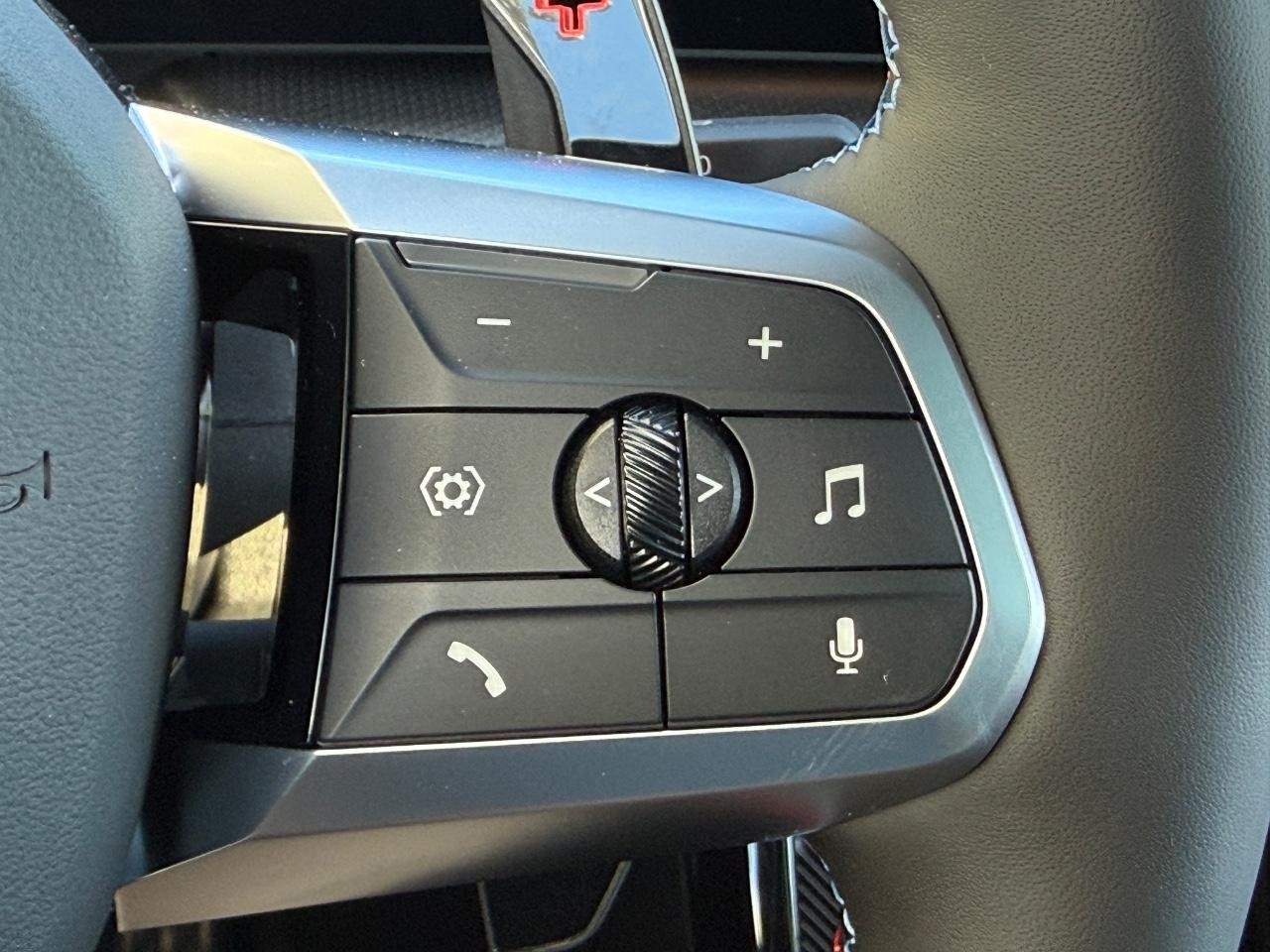 BMW X2 Vehicle Image 12