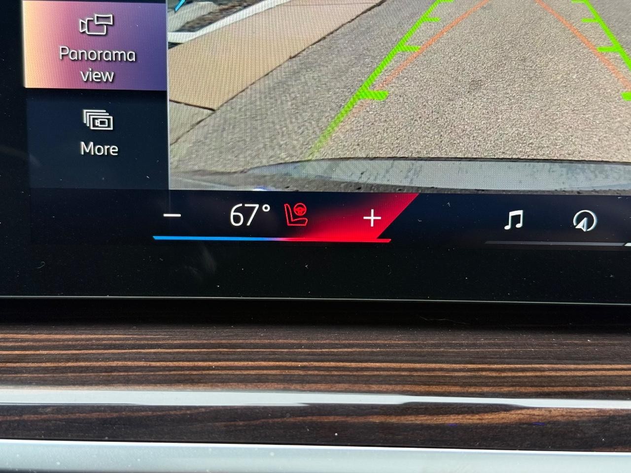 BMW X5 Vehicle Image 15