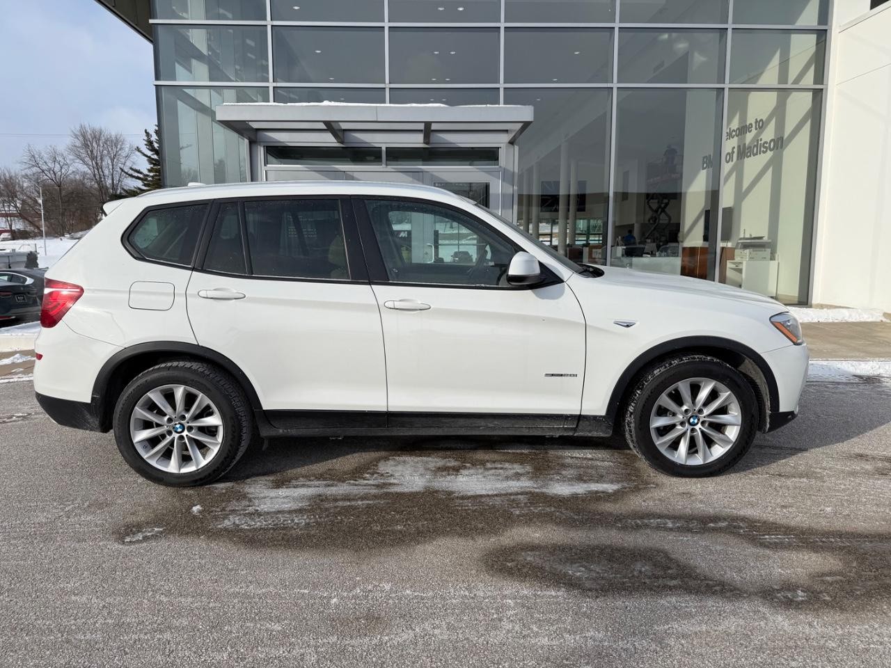 BMW X3 Vehicle Image 02