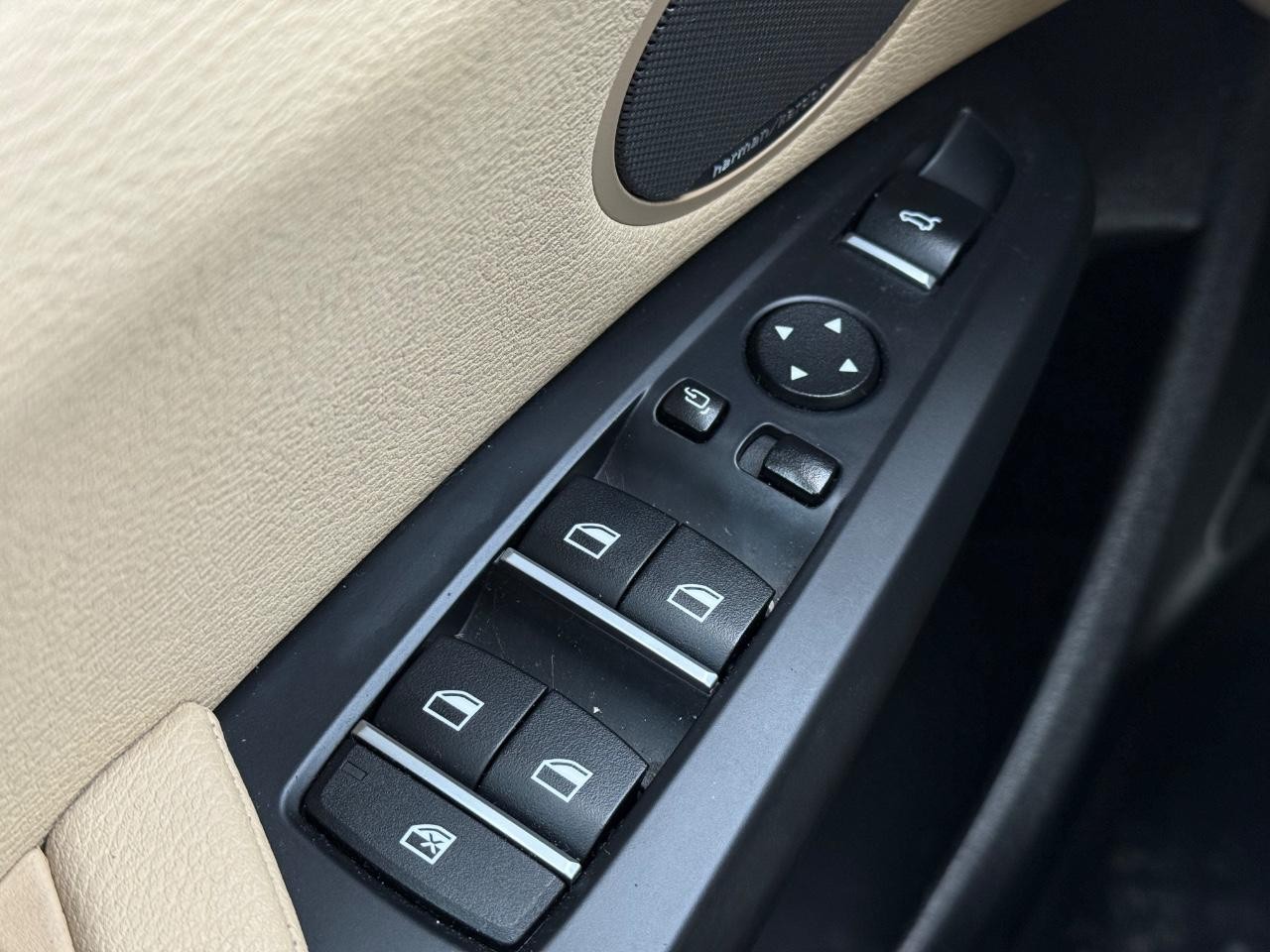 BMW X3 Vehicle Image 21