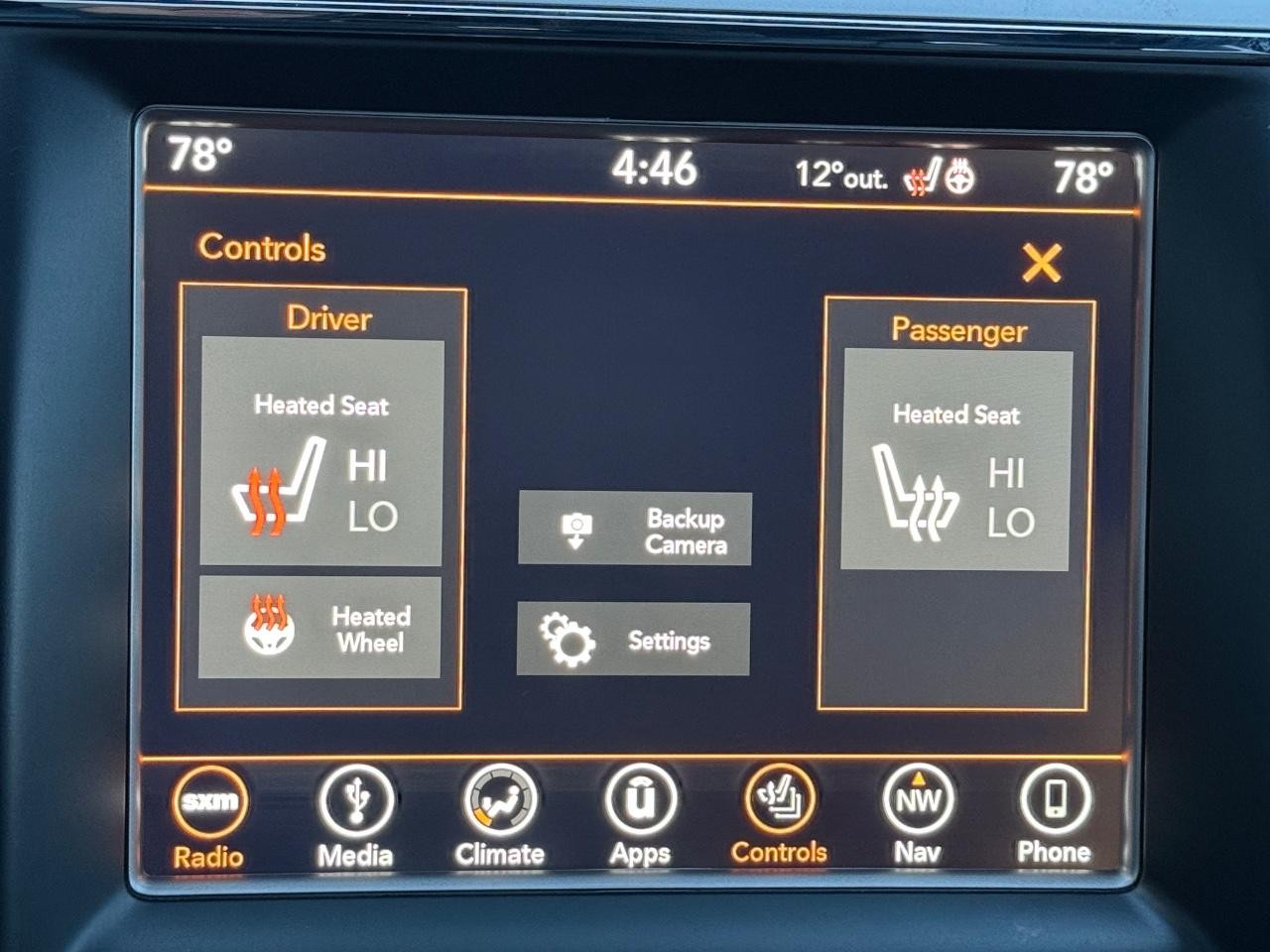 Jeep Grand Cherokee Vehicle Image 19