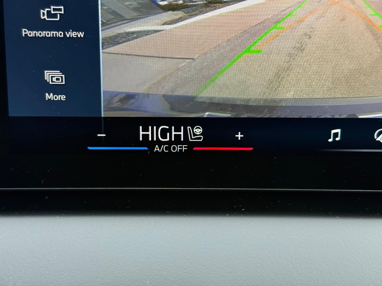 BMW X3 Vehicle Image 13