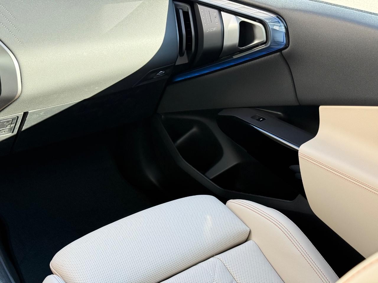 BMW X3 Vehicle Image 10