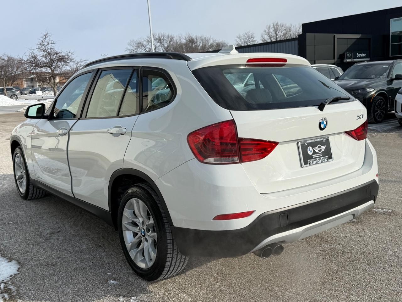 BMW X1 Vehicle Image 05