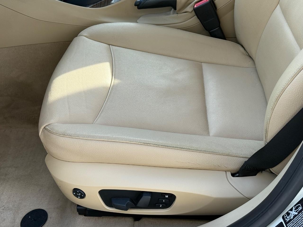 BMW X1 Vehicle Image 22