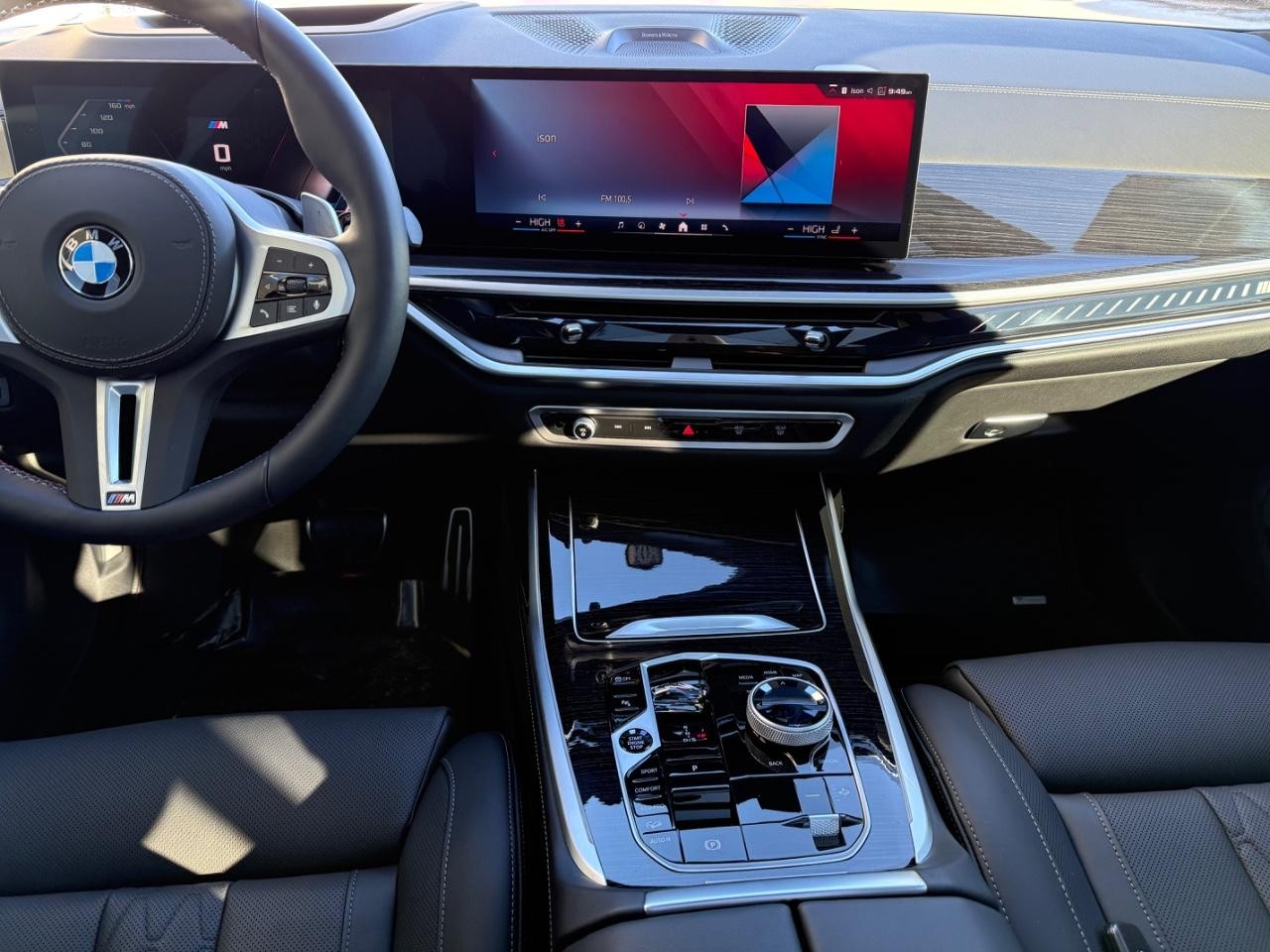 BMW X7 Vehicle Image 11