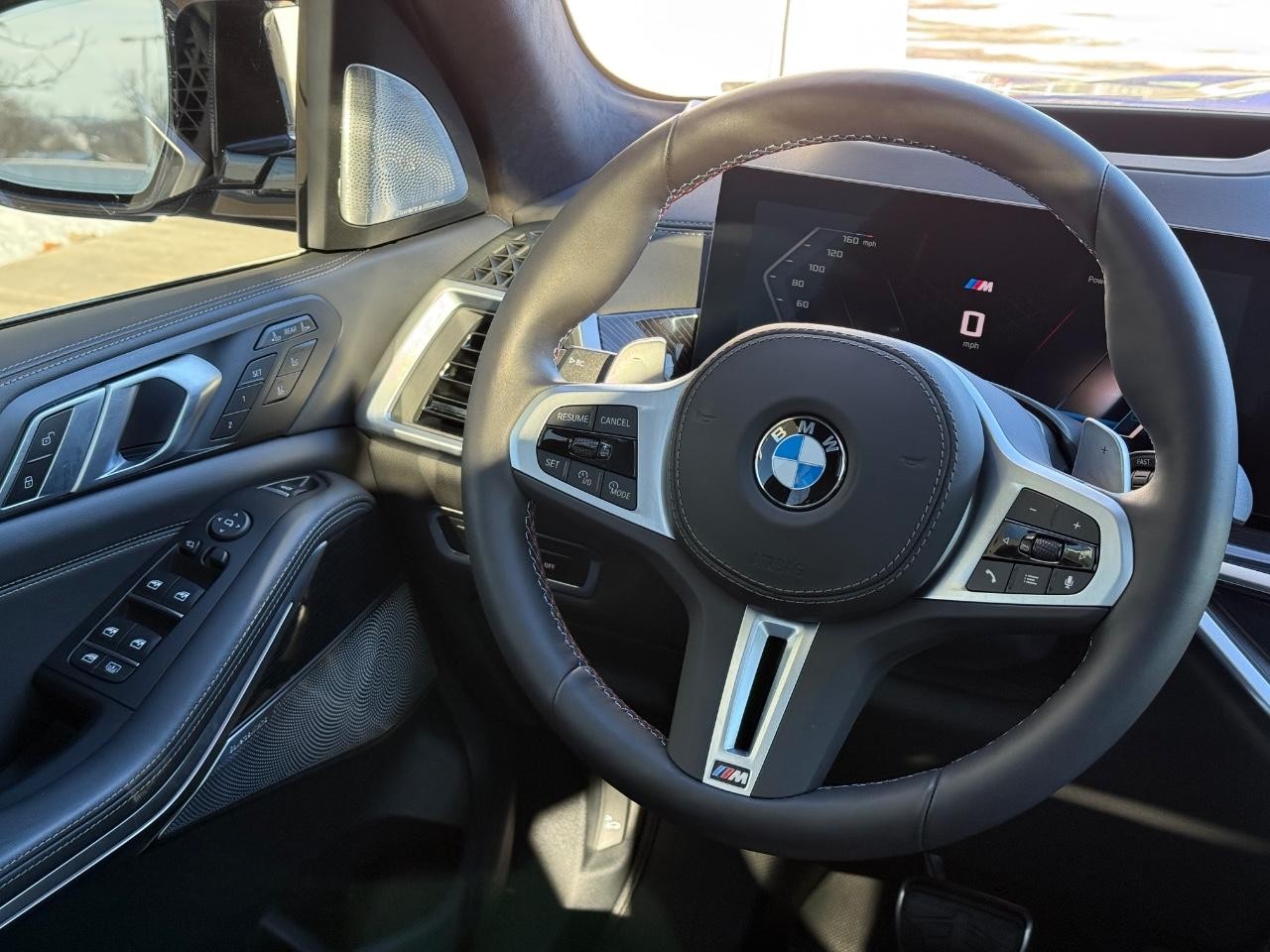 BMW X7 Vehicle Image 14