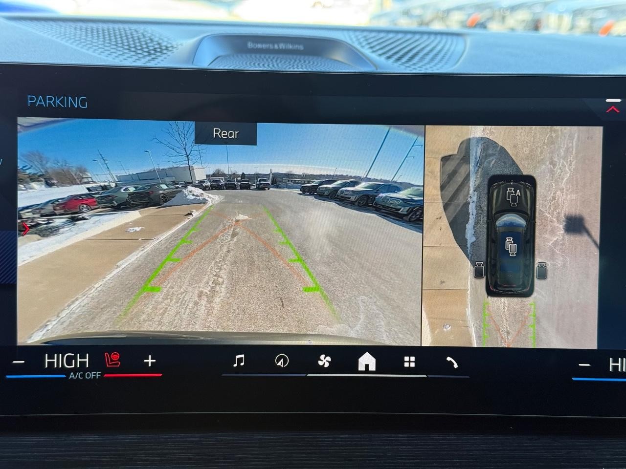 BMW X7 Vehicle Image 20