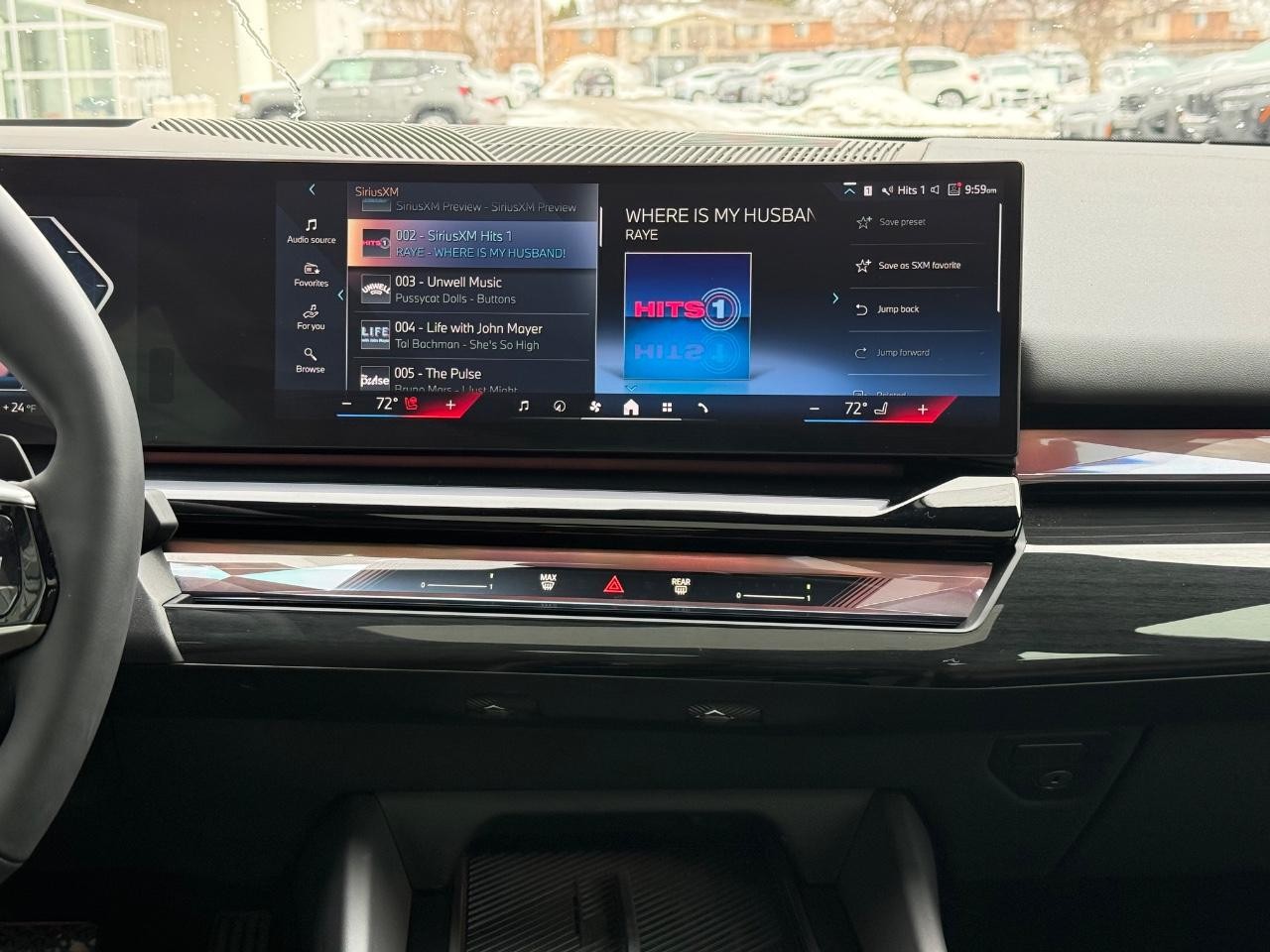 BMW 5 Series Vehicle Image 11