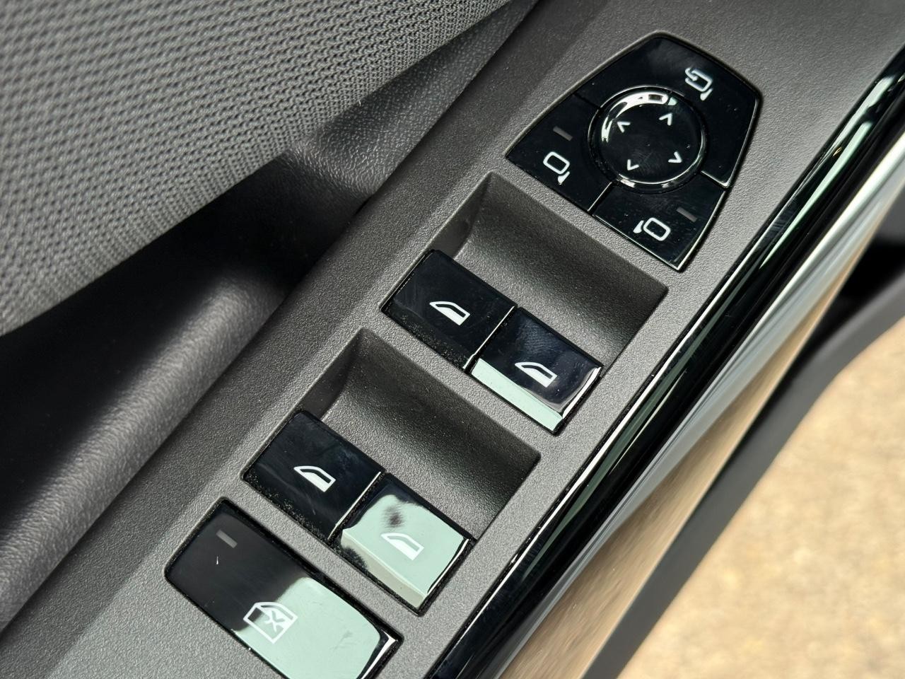 BMW X3 Vehicle Image 17