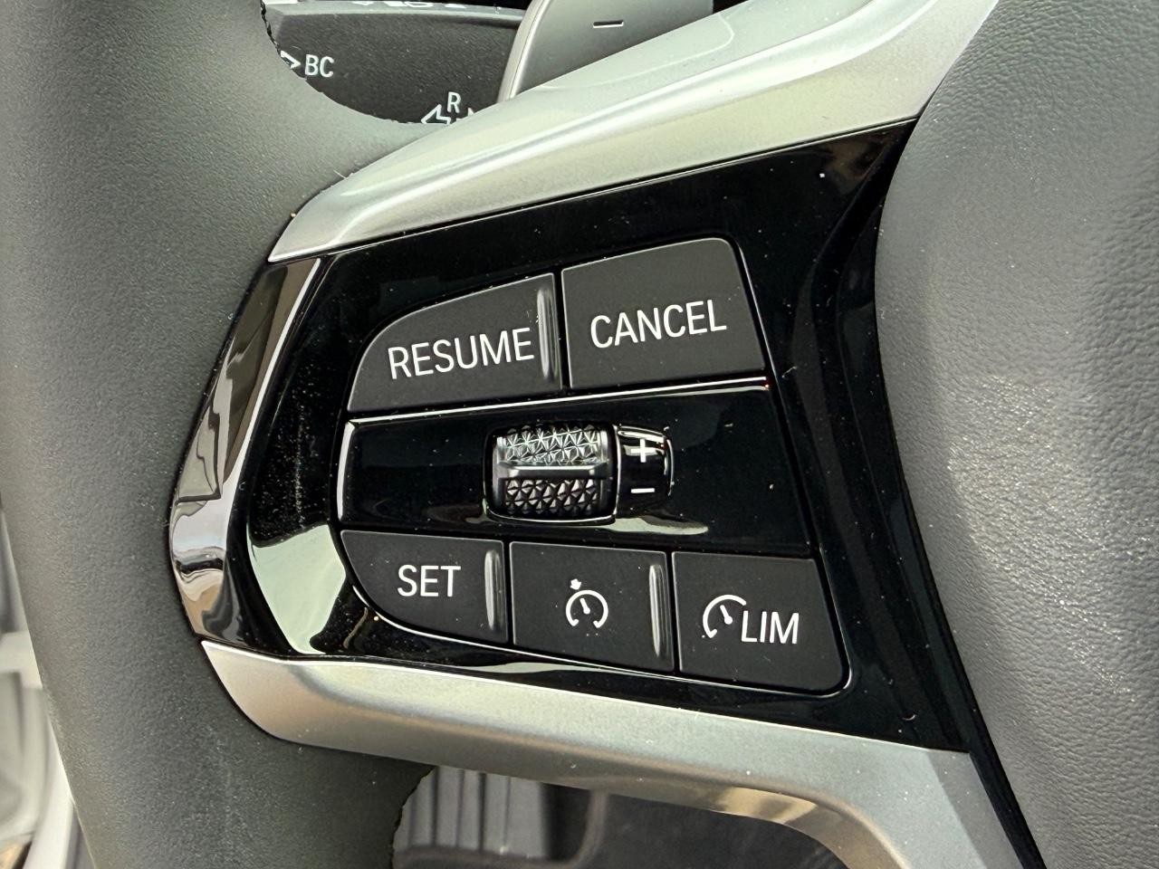 BMW 4 Series Vehicle Image 12