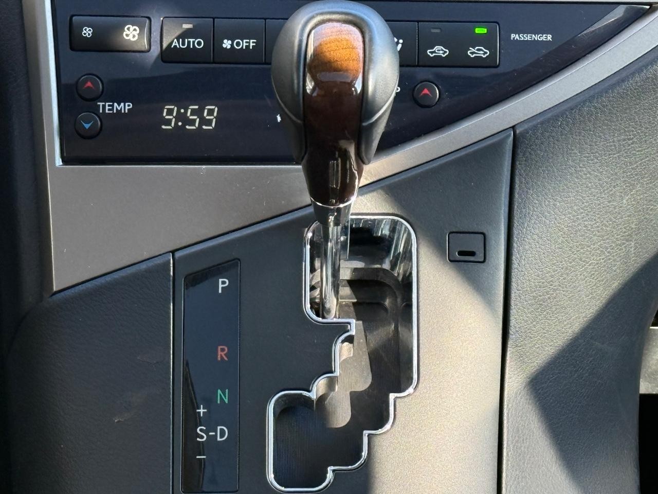 Lexus RX 350 Vehicle Image 13